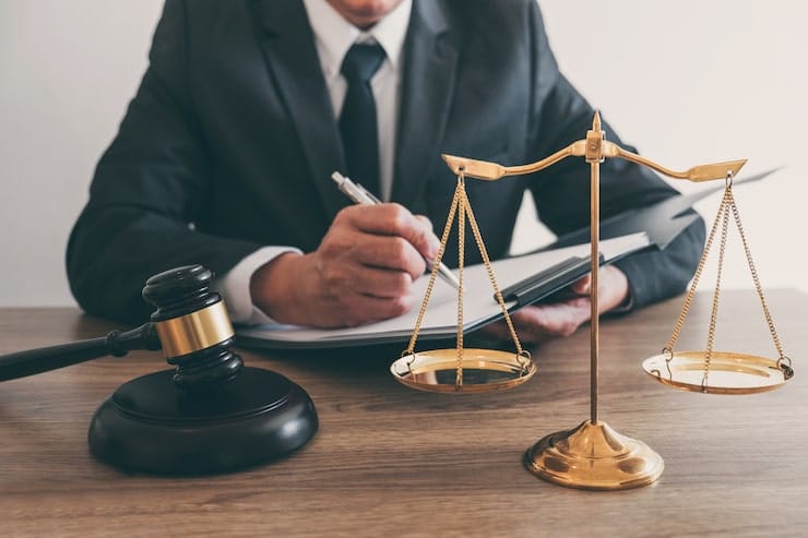 ویژگی‌های کلیدی که از یک وکیل کیفری سیرجان انتظار می‌رود: