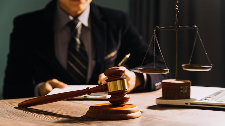 تحلیل حقوقی شکایت از سرویسهای آنلاین