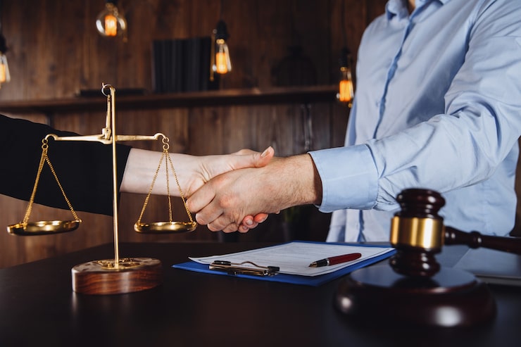 نقش و مسئولیت وکلا در پروندههای تامین اجتماعی