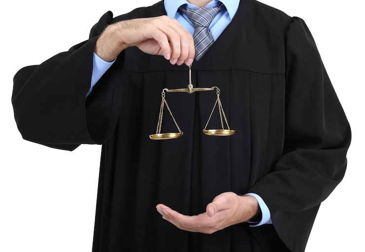 تخصصها و وظایف بهترین وکیل ملکی در بندر انزلی