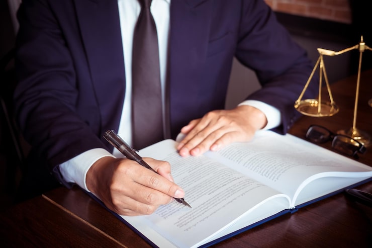 ۴ باور نادرست درباره حقالوکاله وکیل خانواده در پیرانشهر