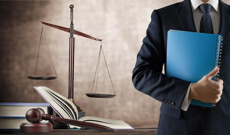 کدام پروندههای ملکی در مرودشت نیاز فوری به وکیل دارند؟