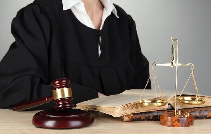 چگونه بهترین وکیل حقوقی در خرمدره را انتخاب کنیم؟