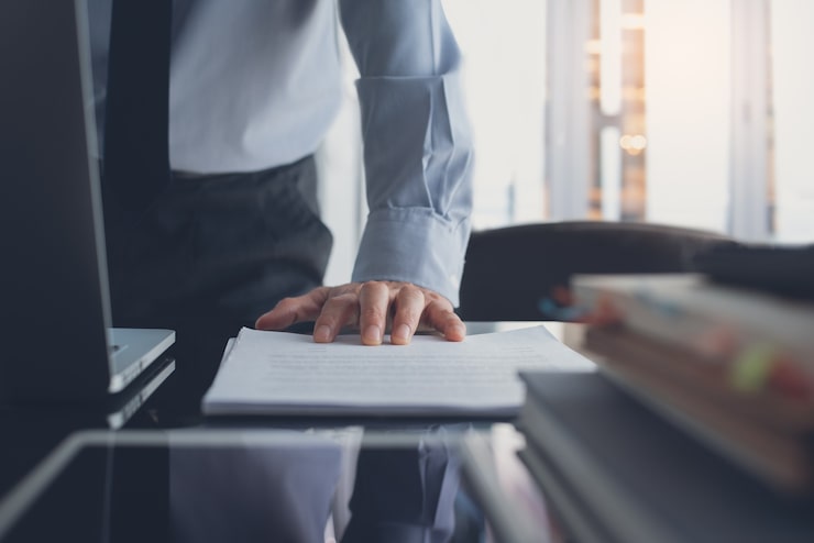 آشنایی با بهترین وکیل در فیروزکوه