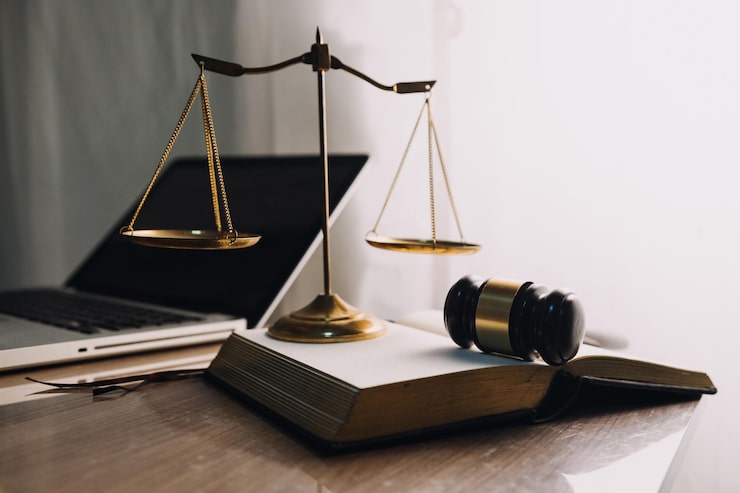 نقش دادگاه در تعیین حضانت