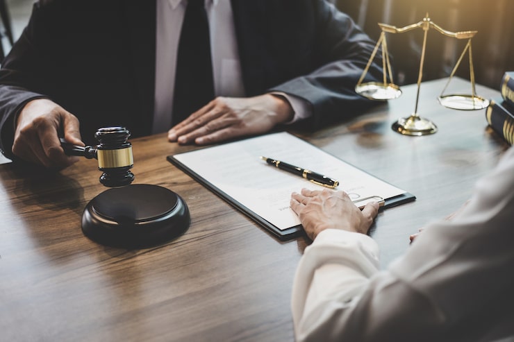 انتخاب بهترین وکیل صفادشت