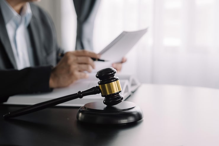 خصوصیات مهم بهترین وکیل در دماوند