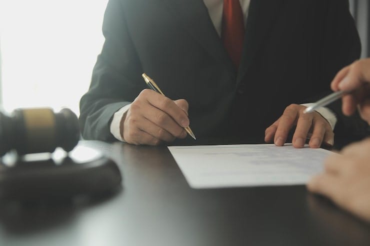 مسائل عملی و حقوقی برای زوجین طلاق بائن و رجعی 