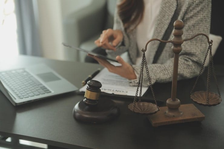 از نظر کارشناسان وب سایت وکیل کاران بهترین وکیل در اندیشه شهریار کیست؟