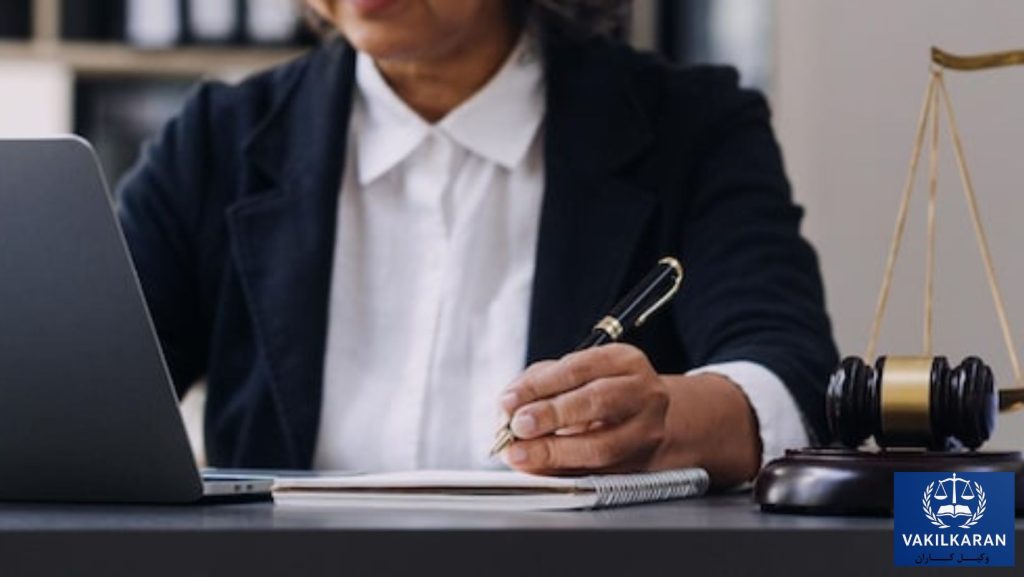 مهمترین وظایف یک وکیل حرفهای در قاین