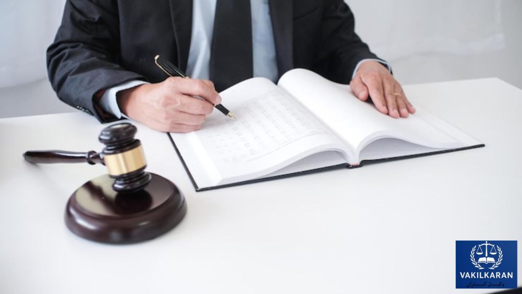 در انتخاب بهترین وکیل طالقان به چه نکاتی باید توجه کنیم؟