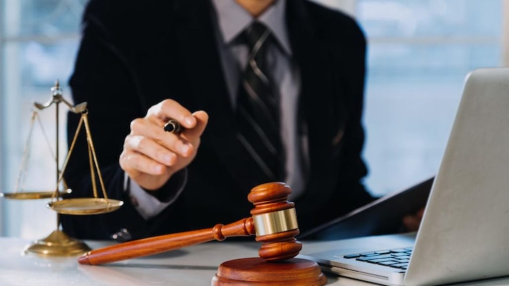 ویژگیهای بهترین وکیل در سیرجان