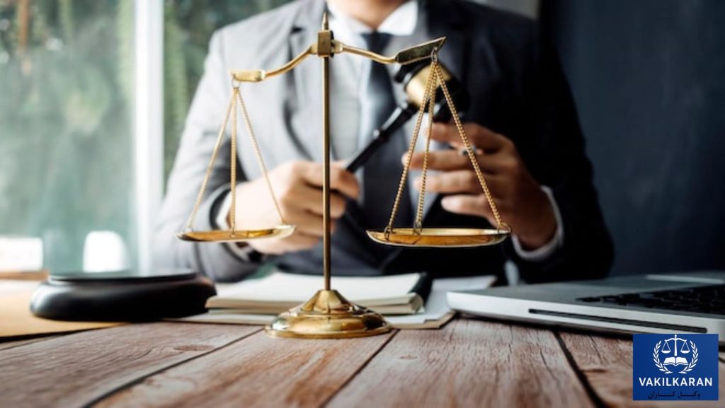 وظایف اصلی و معیارهای تعهد  بهترین وکیل در کاشان