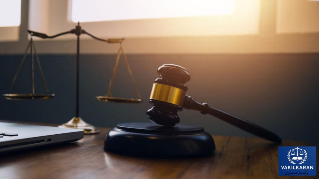 چرا باید جهت پروندههای حقوقی از بهترین وکیل در هرسین استفاده کرد؟