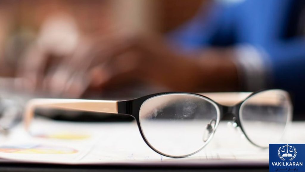 معیارهای انتخاب بهترین وکیل در پونک