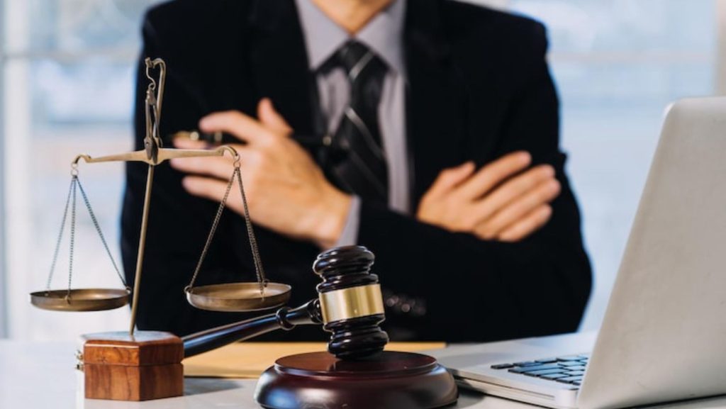 بهترین وکیل در کرمان کیست؟