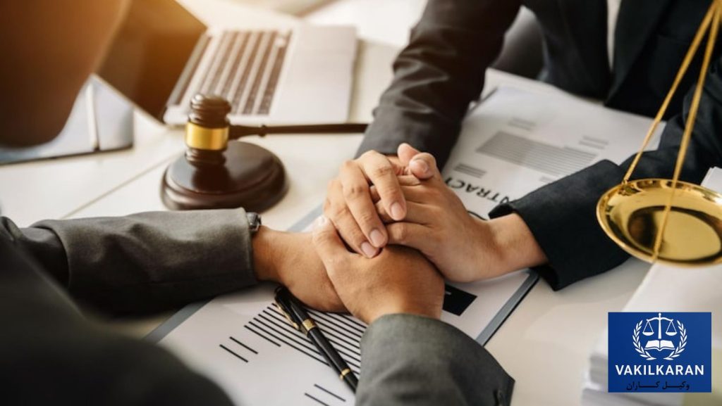 خصوصیات یک وکیل خبره و ماهر
