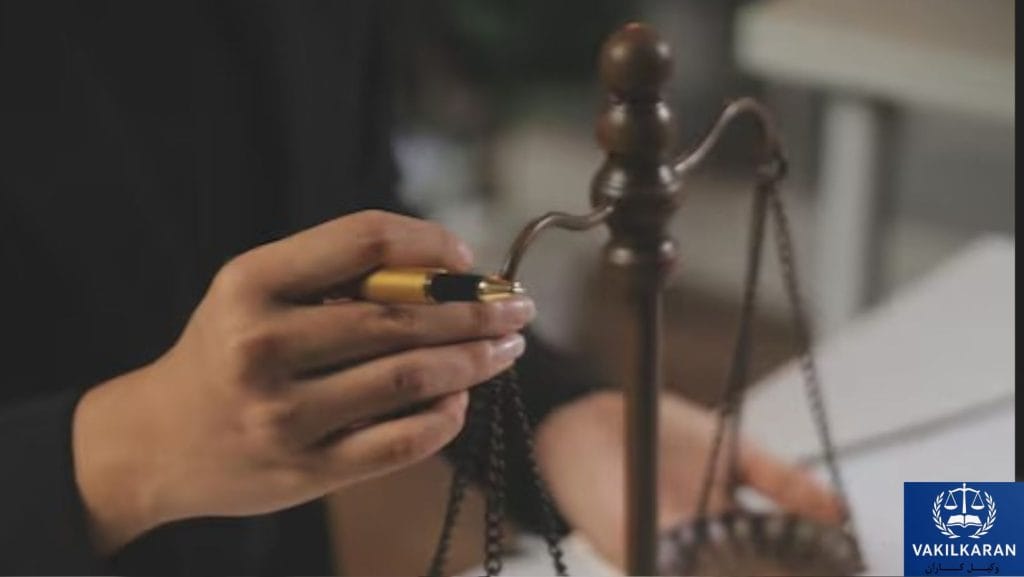 4 ویژگی مهم بهترین وکیل در رودسر